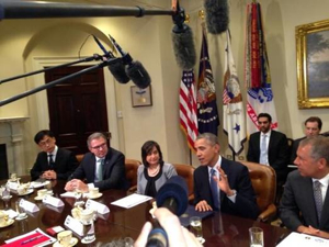 Hankook Tire America Corp. President Byeong Jin Lee (left) meeting with President Obama at the White House for a SelectUSA Roundtable on investing in America.