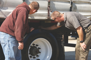 Choosing the appropriate sample size for evaluation is critical. It is important to inspect a sample size of at least 30 tractor/trailers for the best data.