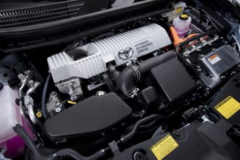 Prius-Toyota-Synergy-Brake-Drive