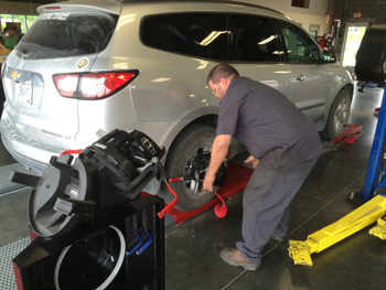 Plaza Tire uses Hunter’s Quick Check system to create more transparency with customers. 