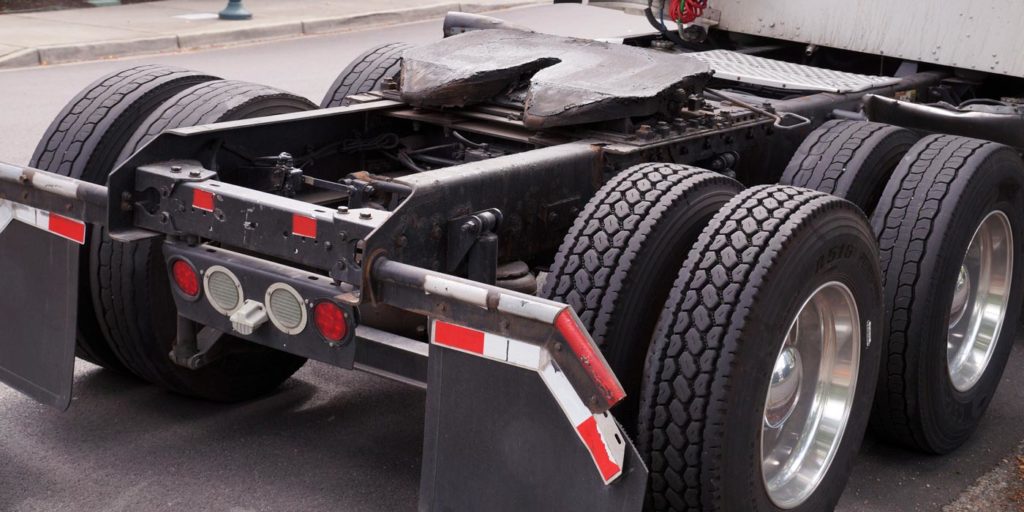 Commercial-Truck-Drive-Tires