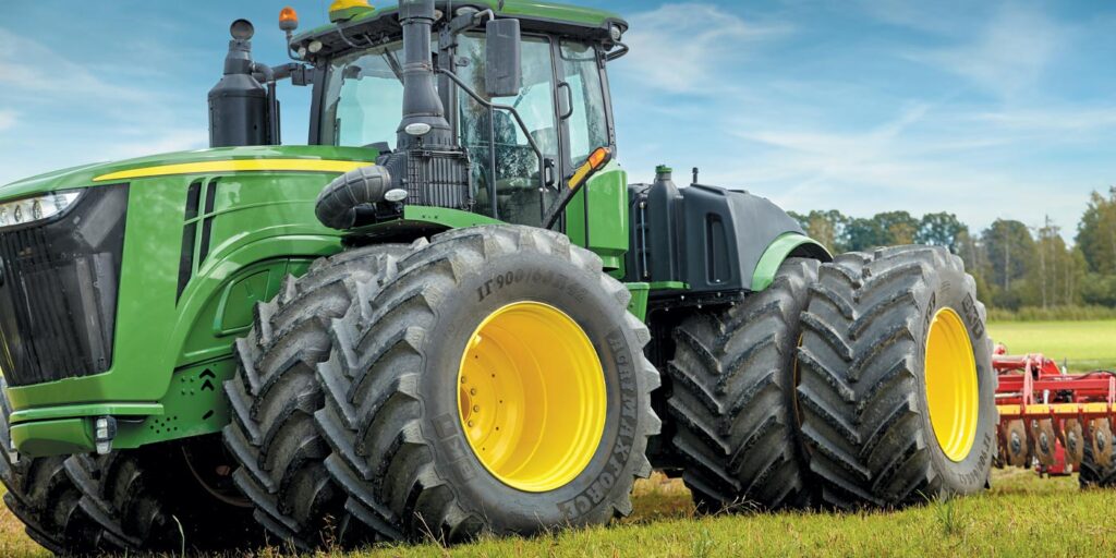 Ag-Tire-Maintenance-AGRIMAX-FORCE-BKT-1400