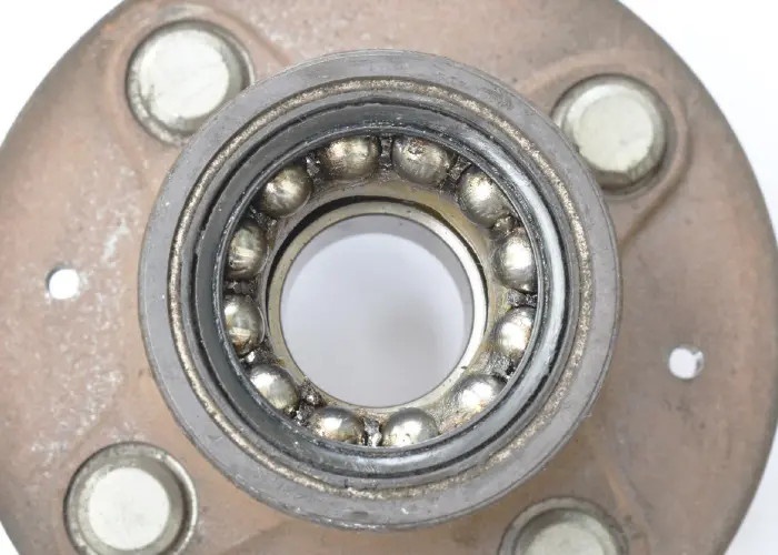 wheel-bearing-in-hub