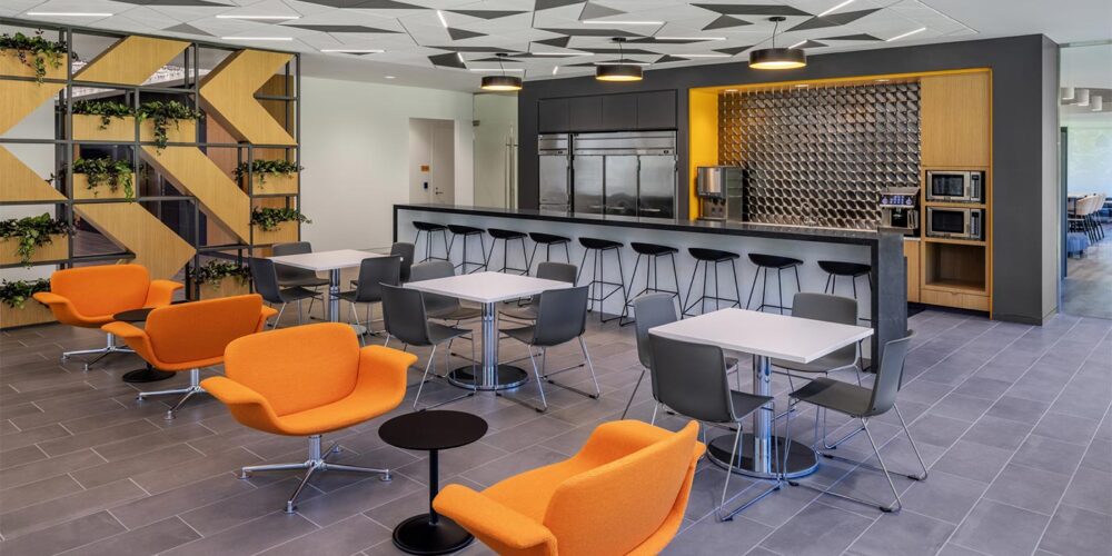 Continental-Tire-Americas-new-facility-lounge-1400