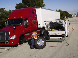 Tire dealers should focus sales and service on smaller trucking fleets and owner/operators, in addition to large fleets, to increase customer loyalty and boost their bottom lines.