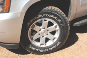 Goodyear Wrangler All-Terrain Adventure Off-Road Tire with Kevlar