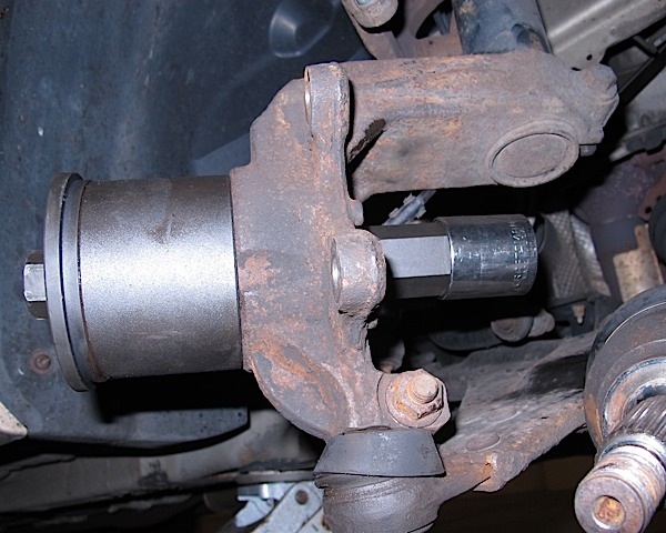 tool in place to remove wheel bearing